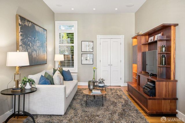 80 Diamond Street, San Francisco, CA 94114