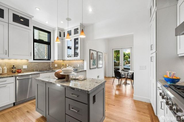 80 Diamond Street, San Francisco, CA 94114