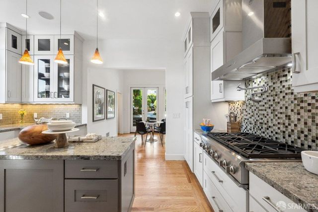 80 Diamond Street, San Francisco, CA 94114