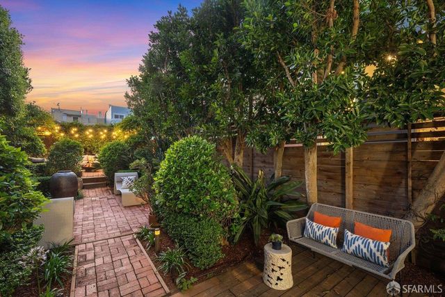 80 Diamond Street, San Francisco, CA 94114