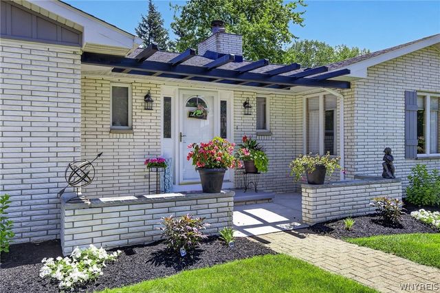 377 Glengrove Street, Porter, NY 14174