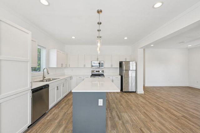 3151 Christie Street, Houston, TX 77026