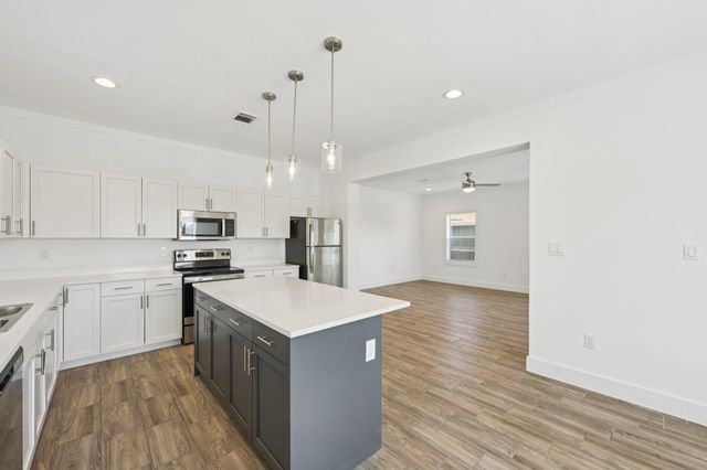 3151 Christie Street, Houston, TX 77026