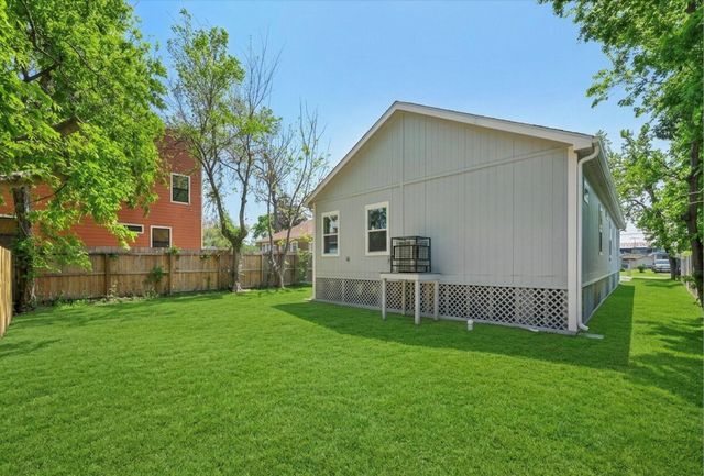 3151 Christie Street, Houston, TX 77026