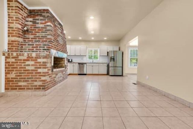 141 ARNEYS MOUNT RD, Pemberton, NJ 08068
