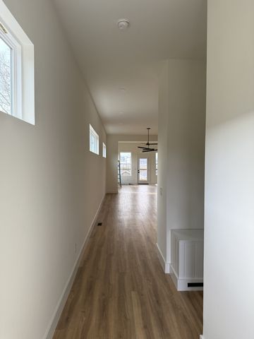 1127 38th Ave, N, Nashville, TN 37209