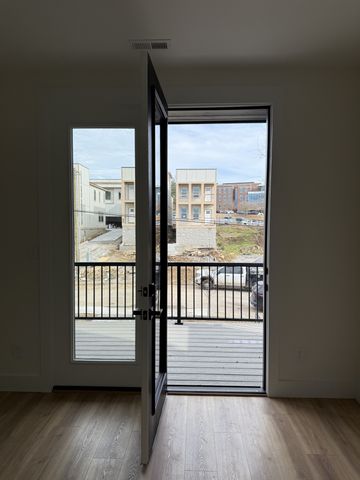 1127 38th Ave, N, Nashville, TN 37209