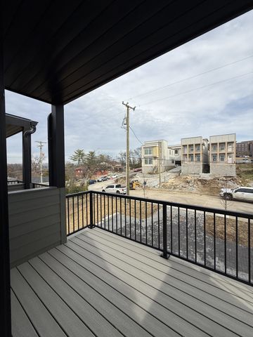 1127 38th Ave, N, Nashville, TN 37209