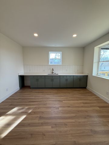 1127 38th Ave, N, Nashville, TN 37209