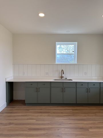 1127 38th Ave, N, Nashville, TN 37209