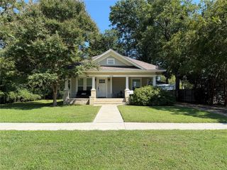 506 N Catherine Street, Terrell, TX 75160