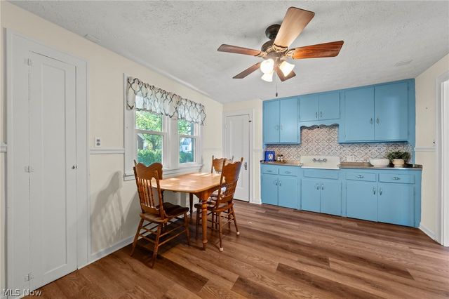 6502 Renwood Drive, Parma, OH 44129