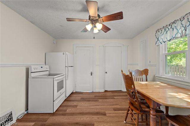 6502 Renwood Drive, Parma, OH 44129