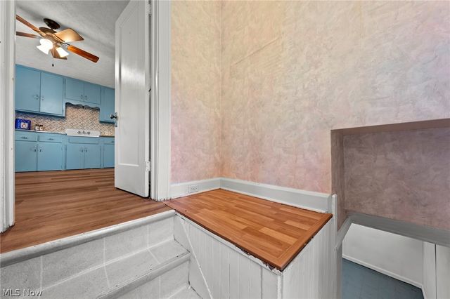 6502 Renwood Drive, Parma, OH 44129