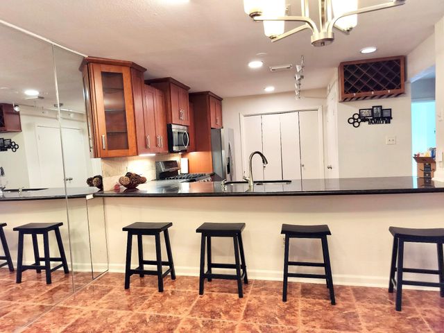 20313 Sunny Shores Drive B, Humble, TX 77346