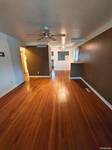 5371 Culver Street, Dearborn Heights, MI 48125