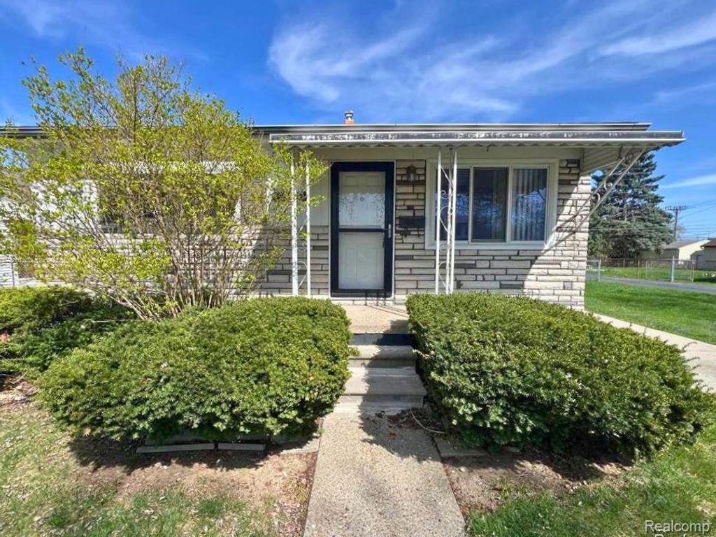 5371 Culver Street, Dearborn Heights, MI 48125