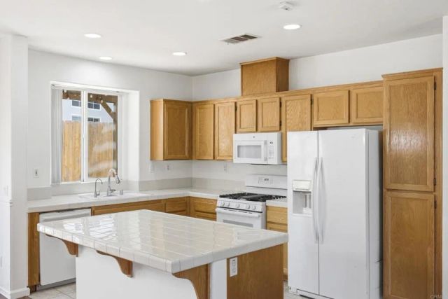 29835 Tricia Ann Court, Escondido, CA 92026