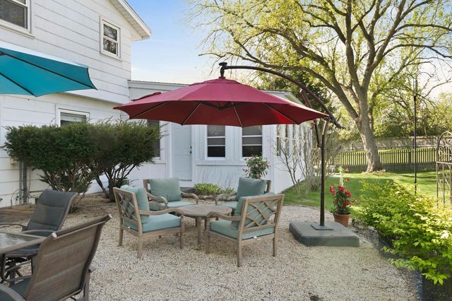 1180 Dorchester DRIVE, Oconomowoc, WI 53066