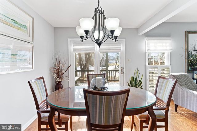 15 WETHERBURN RD, Enola, PA 17025