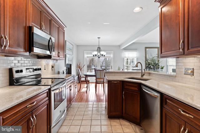 15 WETHERBURN RD, Enola, PA 17025