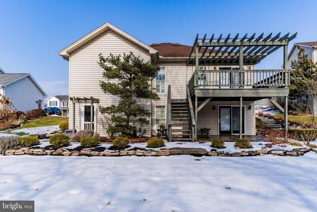 15 WETHERBURN RD, Enola, PA 17025