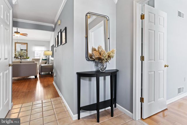 15 WETHERBURN RD, Enola, PA 17025