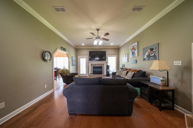 145 Birchwood Circle, Cabot, AR 72023
