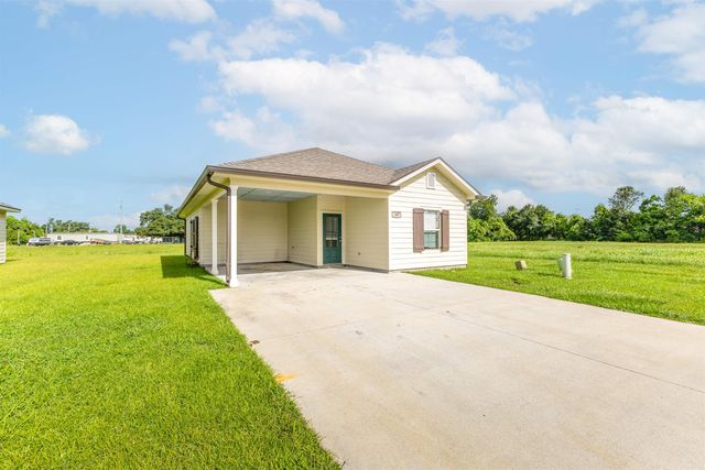 107 Saints Circle, Houma, LA 70363