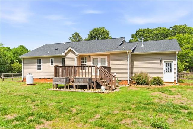 6232 Nat Road, Julian, NC 27283