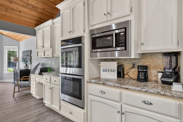 2080 Portsmouth Dr, El Dorado Hills, CA 95762