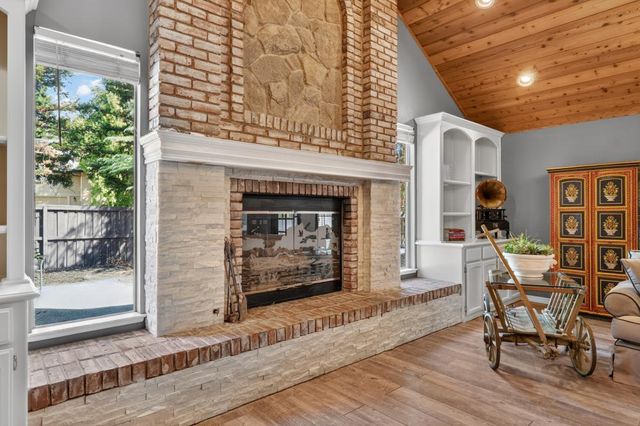 2080 Portsmouth Dr, El Dorado Hills, CA 95762