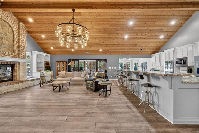 2080 Portsmouth Dr, El Dorado Hills, CA 95762