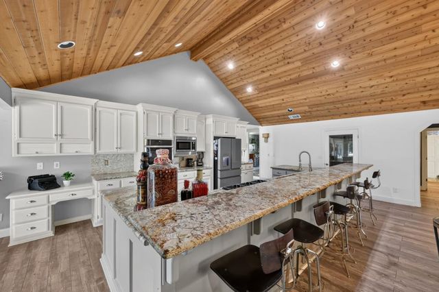 2080 Portsmouth Dr, El Dorado Hills, CA 95762