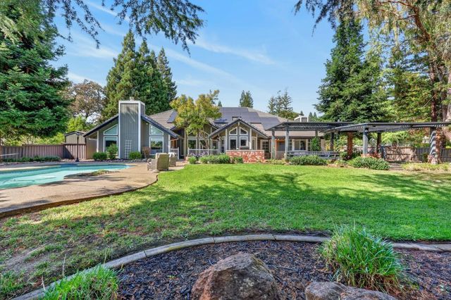 2080 Portsmouth Dr, El Dorado Hills, CA 95762