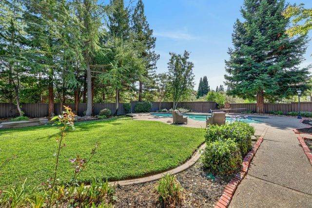 2080 Portsmouth Dr, El Dorado Hills, CA 95762