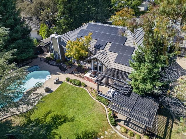 2080 Portsmouth Dr, El Dorado Hills, CA 95762