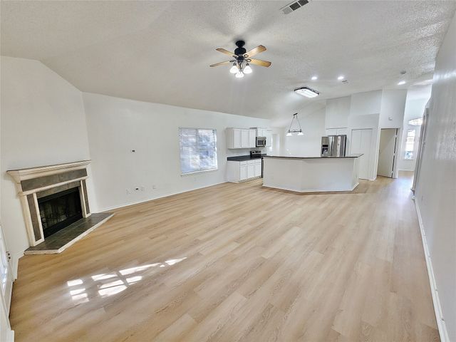 741 Cardinal Drive, Saginaw, TX 76131