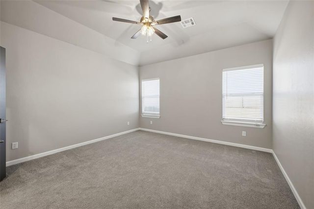 1300 Colonial Avenue, Tuttle, OK 73089