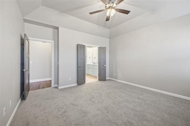 1300 Colonial Avenue, Tuttle, OK 73089