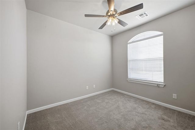 1300 Colonial Avenue, Tuttle, OK 73089