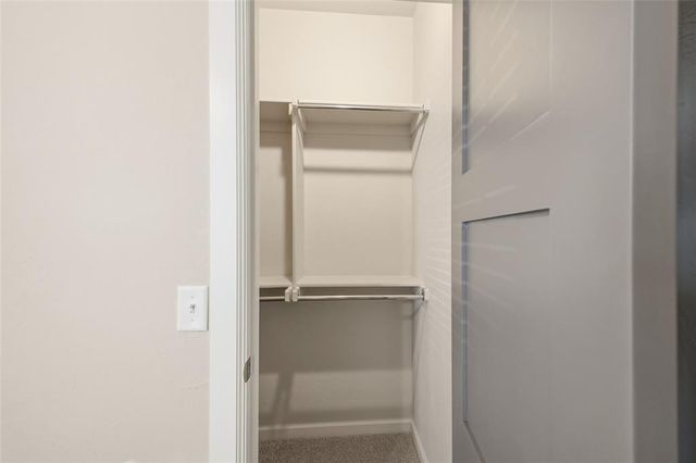 1300 Colonial Avenue, Tuttle, OK 73089