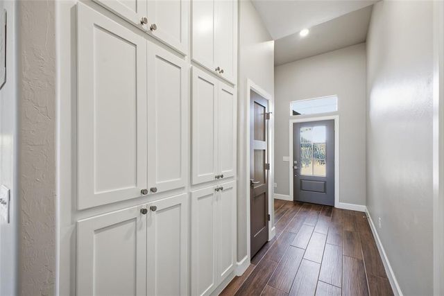 1300 Colonial Avenue, Tuttle, OK 73089