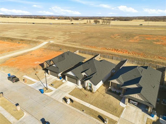 1300 Colonial Avenue, Tuttle, OK 73089