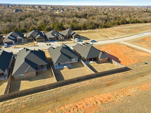 1300 Colonial Avenue, Tuttle, OK 73089