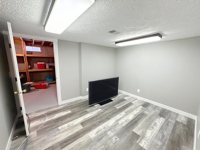 400 29th Avenue Drive 7C, Moline, IL 61265