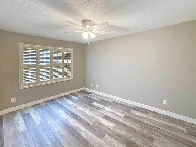 400 29th Avenue Drive 7C, Moline, IL 61265