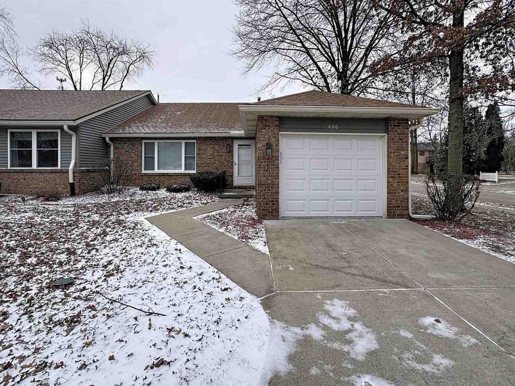 400 29th Avenue Drive 7C, Moline, IL 61265