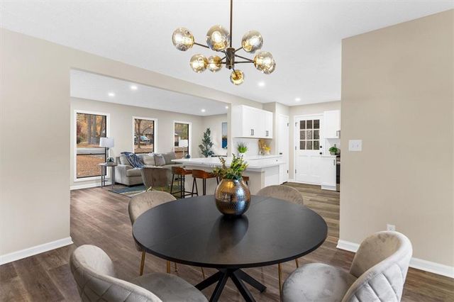 480 PINEBURR Lane, Stone Mountain, GA 30087