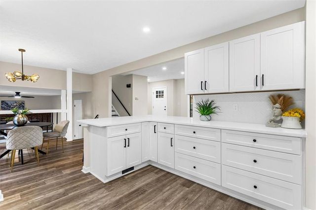 480 PINEBURR Lane, Stone Mountain, GA 30087